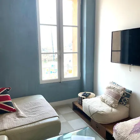 Apartment Sur Le Port *